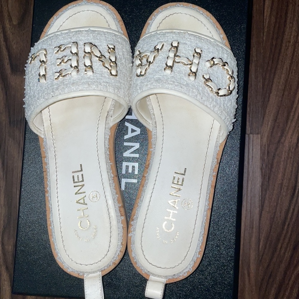 Selling White Chanel mules